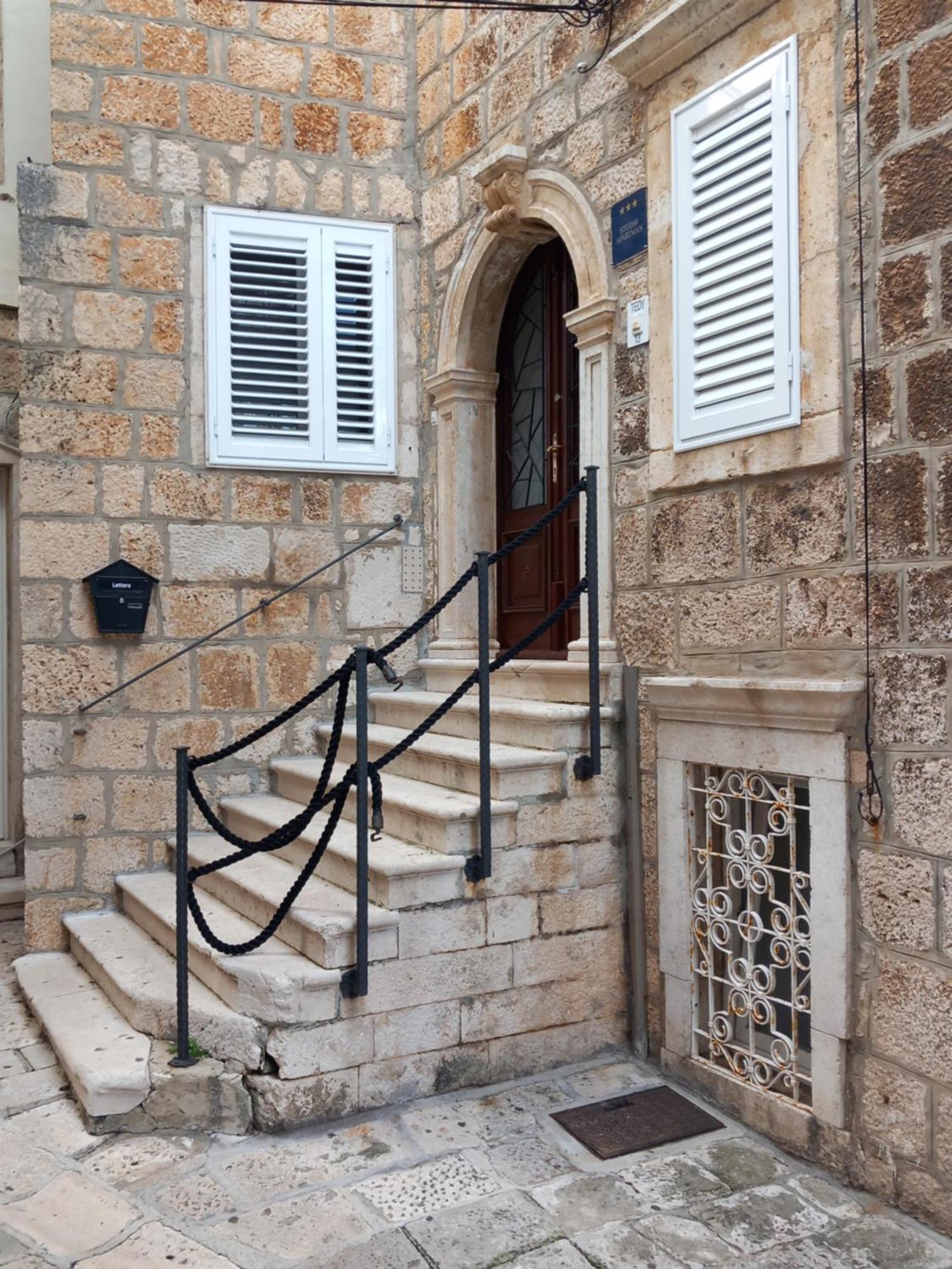 Studio Apartman Tedy Hotel Korčula Exterior foto